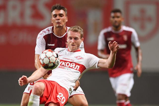 西亚28+11步行者大胜篮网 马克西20分76人灭蜂